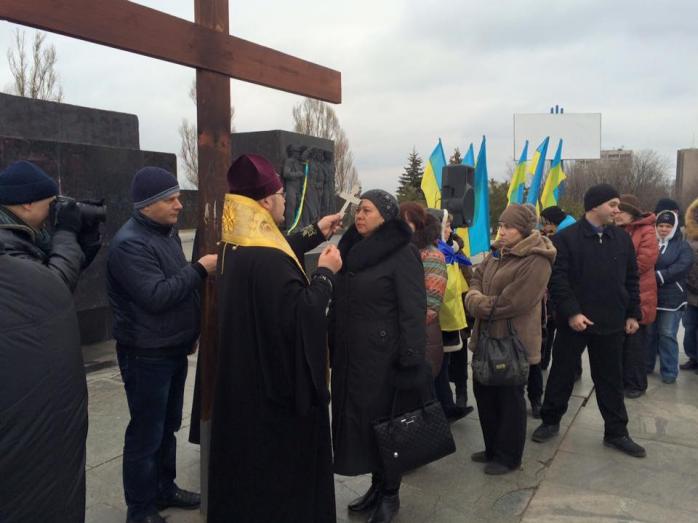 У Маріуполі пройшов проукраїнський мітинг (ФОТО)