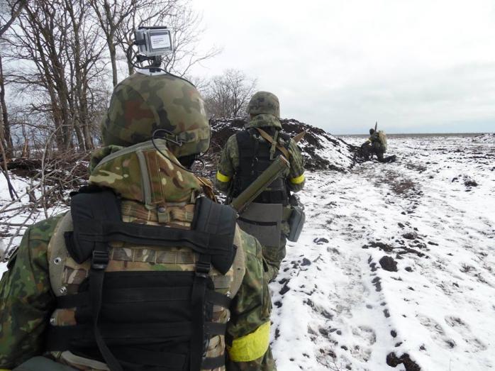 Бойцы батальона «Азов» планируют наступление вопреки стараниям генералов (ФОТО)