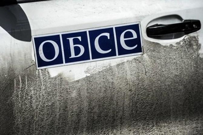 Наблюдатели ОБСЕ, выехавшие в Дебальцево, не выходят на связь