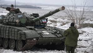 В Донецкую область из России вторглись более 20 танков