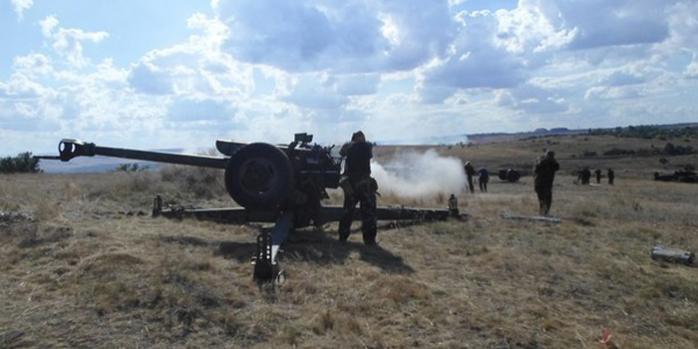 Вдоль дороги на Донецк сепаратисты обустраивают огневые позиции — «ИС»