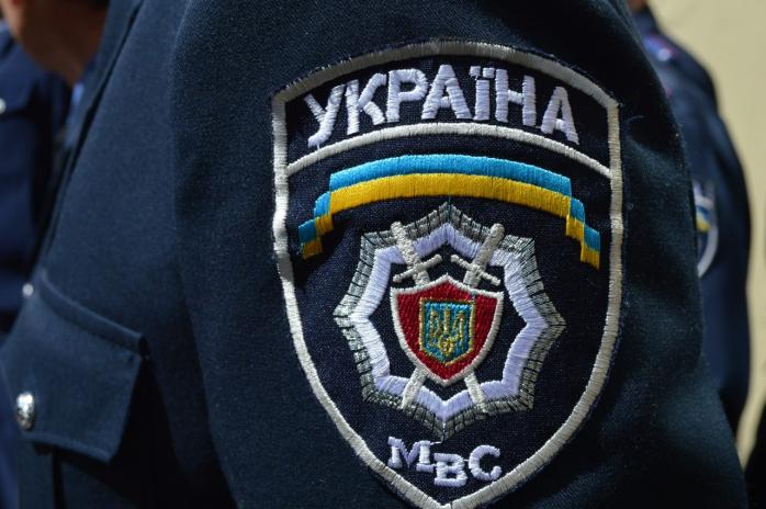 В украинской полиции будут работать по контракту