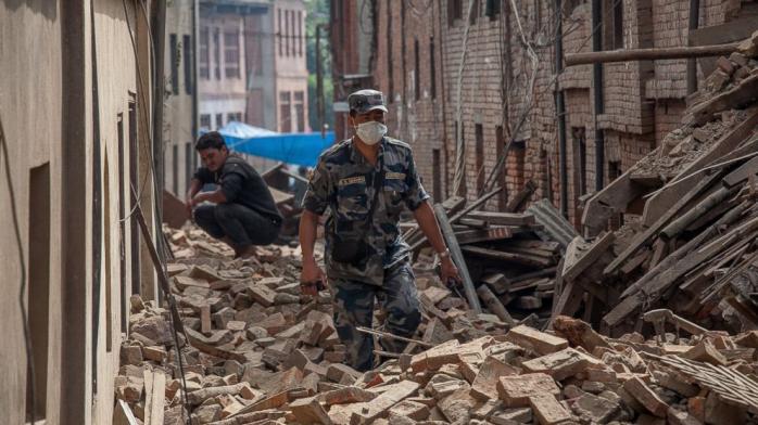 Непал оцінює збитки від землетрусу мінімум в 10 млрд доларів