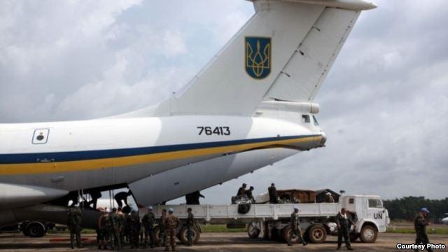 МИД обещает вывезти украинцев из Непала 3 мая