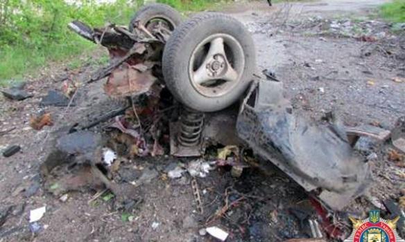 На Донеччині підірвали автомобіль: загинув водій