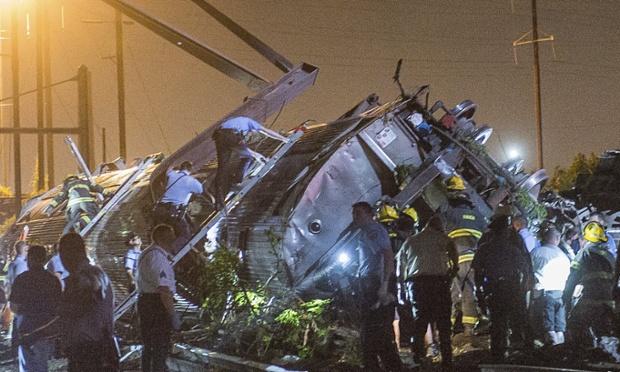 Число пострадавших в аварии поезда в США достигло 140 человек