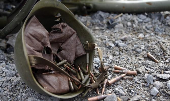 За минулу добу в зоні АТО загинув один український солдат, восьмеро поранено