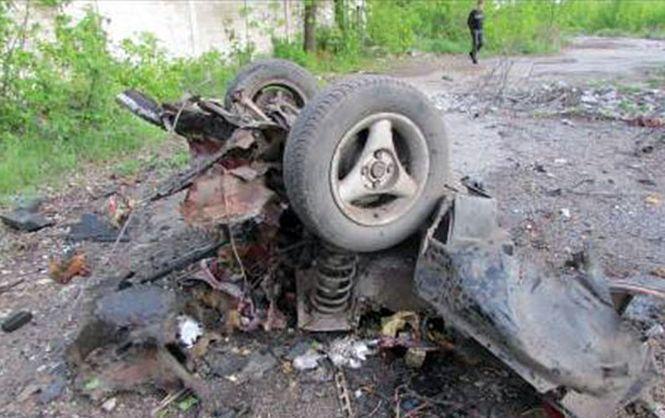 Біля Красногорівки вибухнув автомобіль ЗСУ, є загиблі