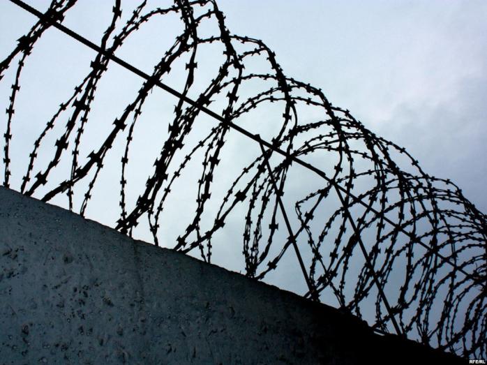 В Одесской области заключенные взяли в заложники прапорщика