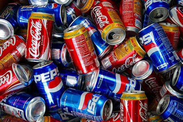 В Госдуме предлагают запретить ввоз продукции Сoca-Cola и Pepsi