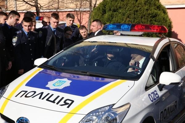 Аваков почав звільняти тих, хто саботує роботу поліції