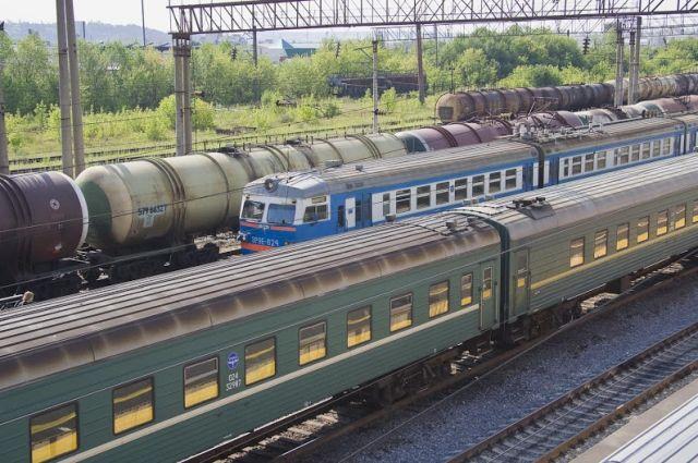 Росія домовляється з Україною про доставку гумвантажів на Донбас потягами