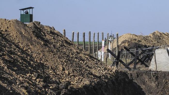 Зубко утверждает, что восток Украины уже укреплен оборонительными сооружениями (ИНФОГРАФИКА)
