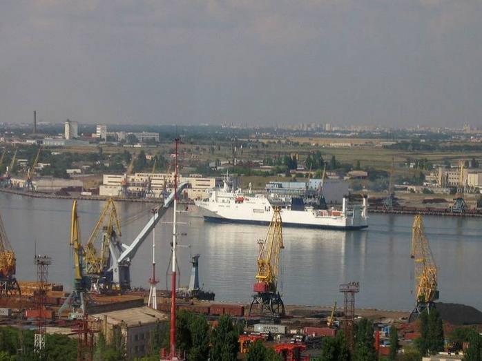 Неизвестные заблокировали Ильичевский морской порт, проводится следствие