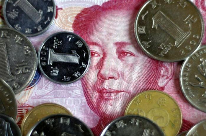Китайський центробанк знизив курс юаня на рекордну величину