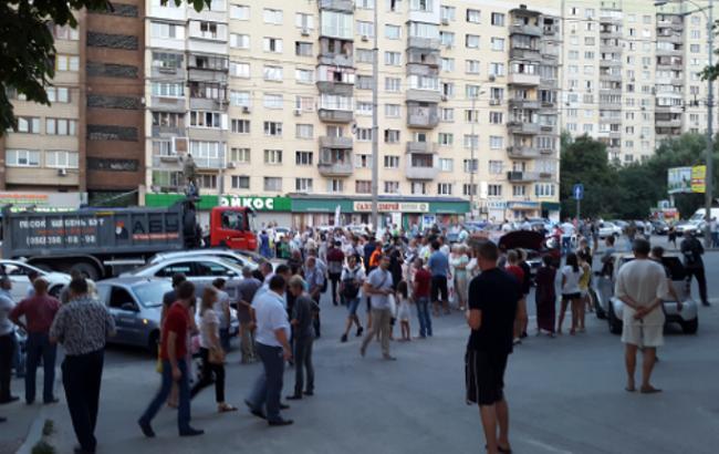В Киеве милиция задержала около 40 митингующих в Голосеевском районе