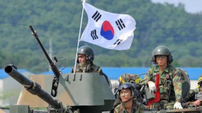 Южная Корея привела армию в состояние полной боевой готовности