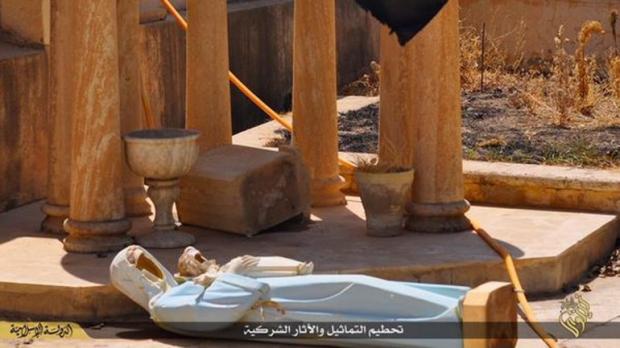 Боевики ИГИЛ бульдозерами снесли монастырь в Сирии