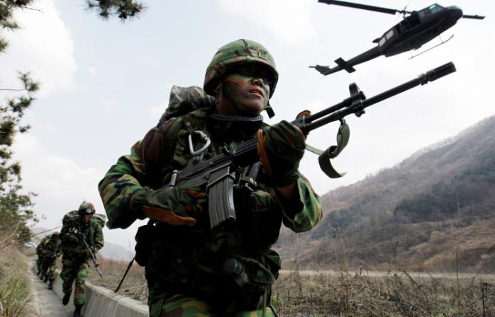 Войска КНДР готовы к военным действиям и ждут приказа о наступлении
