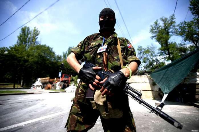 В ДНР российские военные расстреливают местных боевиков за самоуправство — Тымчук