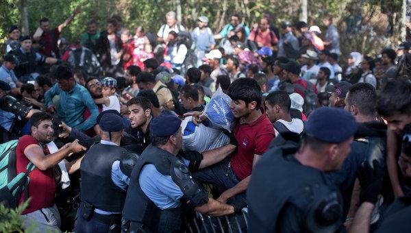 Власти Хорватии требуют от Греции прекращения отправки беженцев в другие страны ЕС