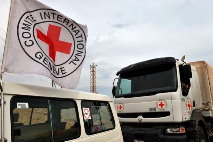 Красный Крест начал поставки гумпомощи жителям Донбасса
