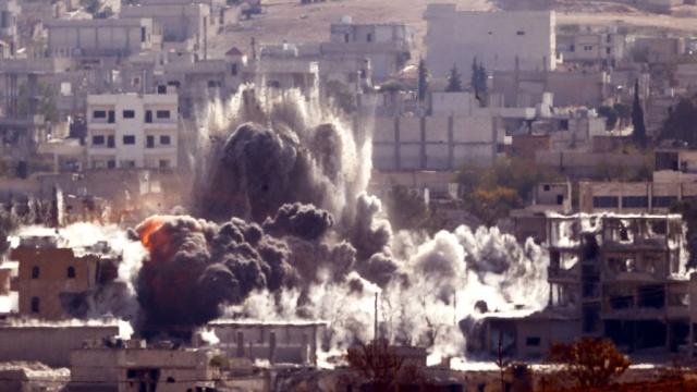 Международная коалиция требует от РФ прекратить бомбардировки населения Сирии