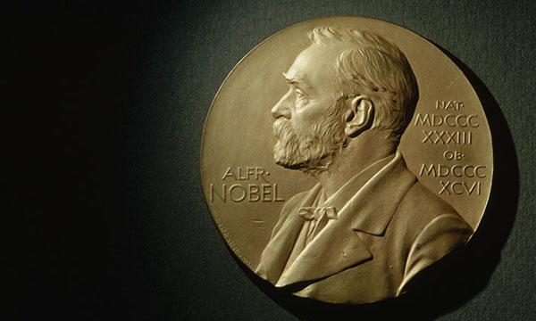 Нобелівська премія з медицини присуджена за боротьбу з інфекціями та малярією