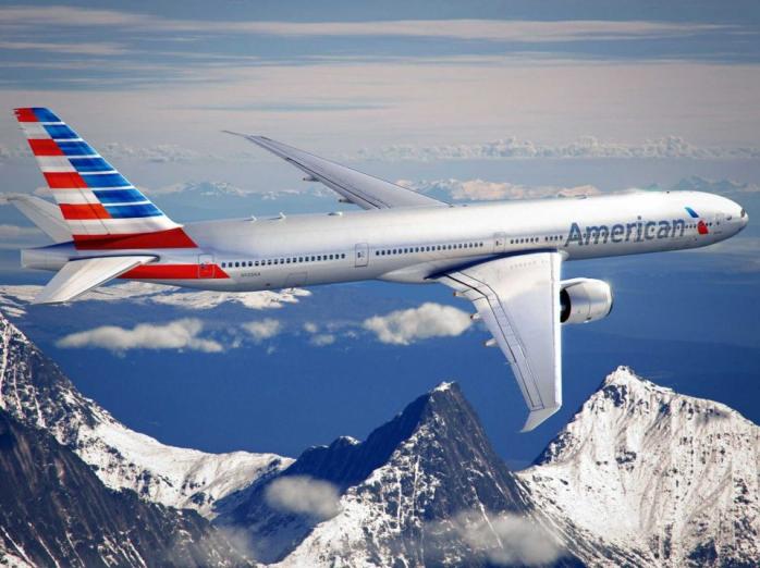 Пілот American Airlines помер під час польоту
