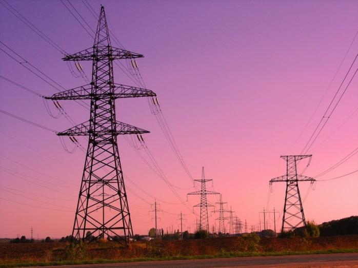 В Херсонской области повредили опору, подающую электроэнергию в Крым (ФОТО)
