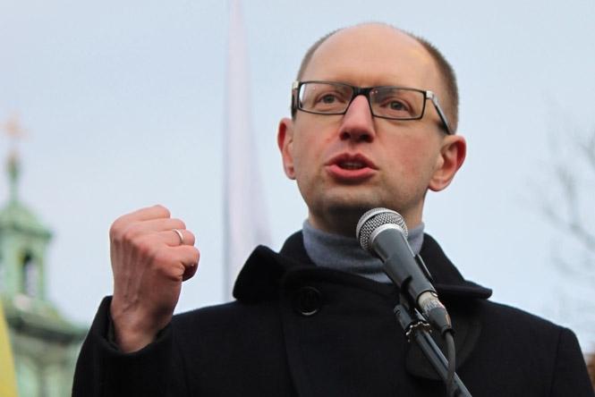 Яценюк планує покарати депутатів, які виступлять проти законів про безвізовий режим