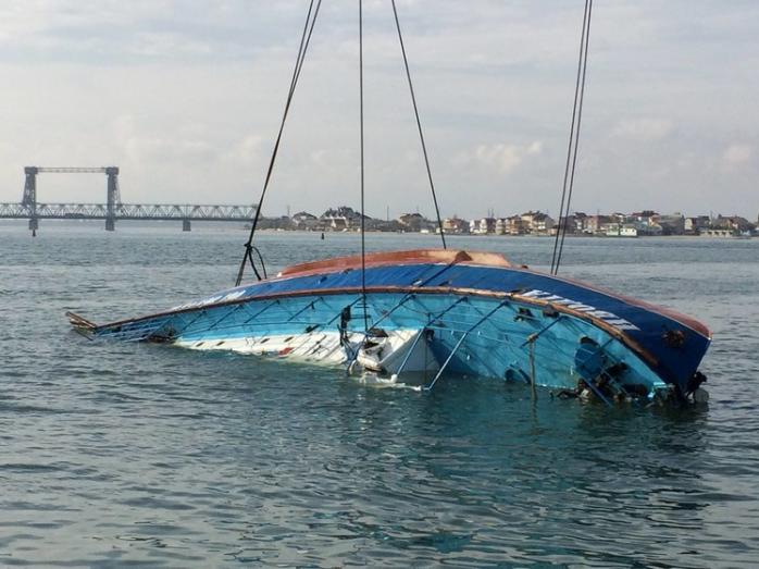 У Затоці на берег винесло тіло пасажира катера «Іволга»