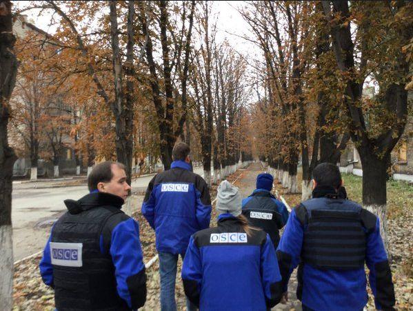 Миссия ОБСЕ наконец-то попала в Дебальцево (ФОТО)
