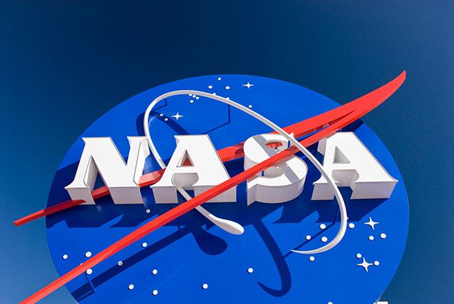 NASA начало онлайн-трансляцию прогулки астронавтов МКС в открытом космосе