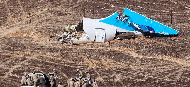 США и Британия заявили о вероятности взрыва бомбы на борту российского самолета в Египте
