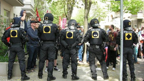 У Берліні сталися сутички демонстрантів із поліцією, є затримані й поранені