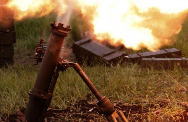 Бойовики обстріляли сили АТО зі 120-мм мінометів, розвідка зафіксувала танки у Донецьку — штаб