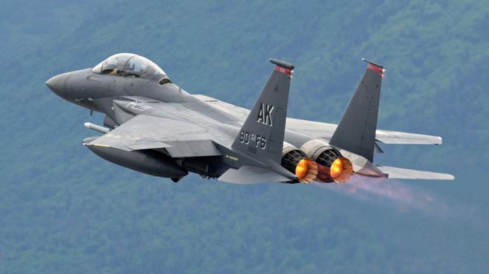 США перекинули до Туреччини шість винищувачів F-15