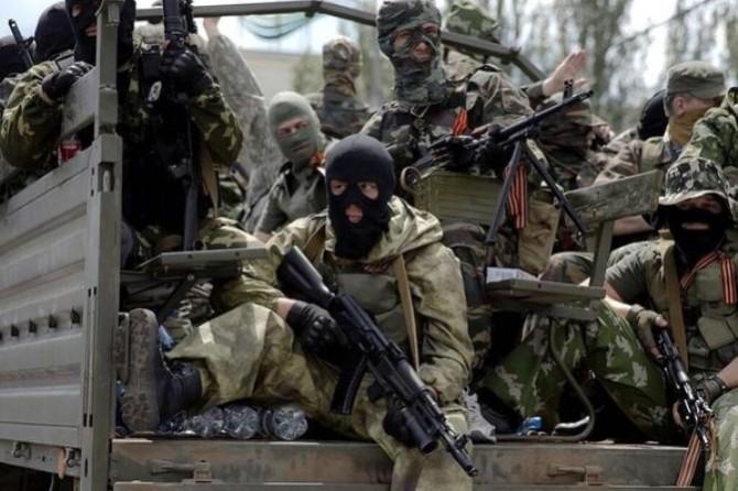 На Донбасс принудительно отправляют российских военных, совершивших преступления — разведка