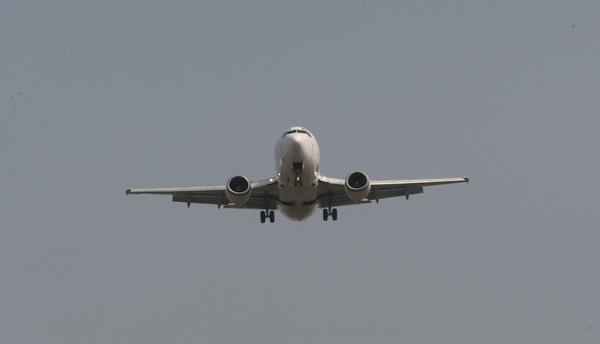 Сообщение о бомбе в самолете, севшем в Бургасе, оказалось ложным