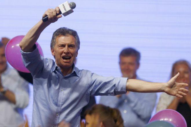 На президентских выборах в Аргентине победил оппозиционер