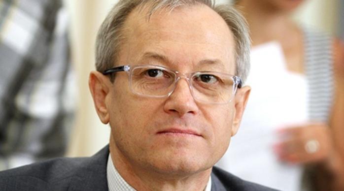 В Крыму уволен министр энергетики