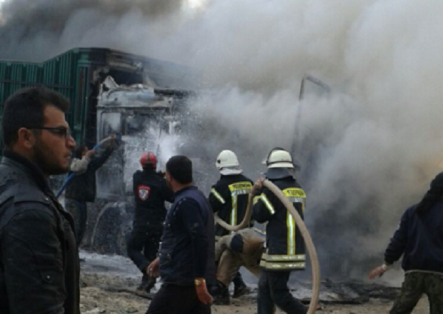 На границе с Турцией авиация разбомбила гумконвой, семеро погибших (ФОТО)