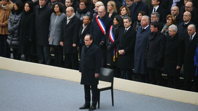 Олланд пообещал уничтожить причастных к терактам в Париже