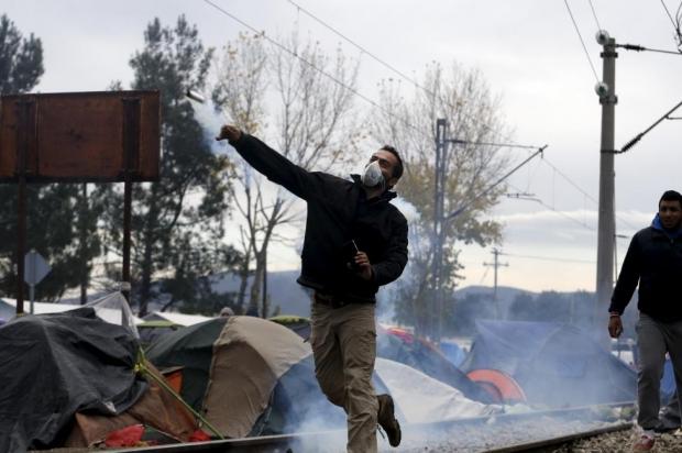 На грецько-македонському кордоні сталася масова бійка