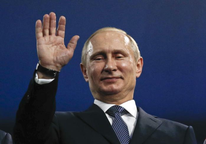 Путин прилетел в оккупированный Крым