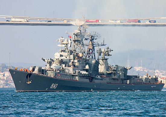 Российский военный корабль открыл огонь по турецкому судну