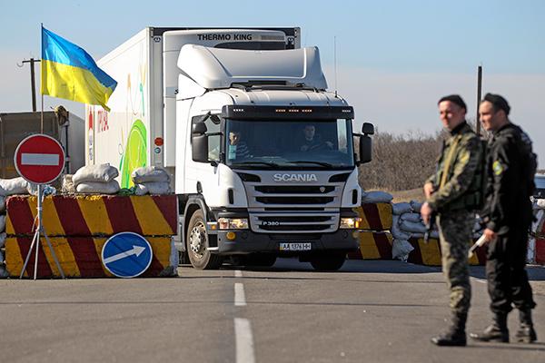 Организатор блокады Крыма заявил о поимке российского разведчика