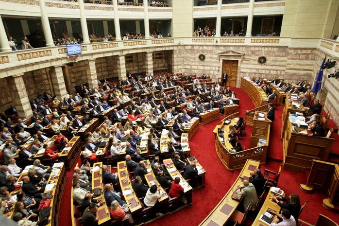 В Греции приняли законы, необходимые для получения финансовой помощи