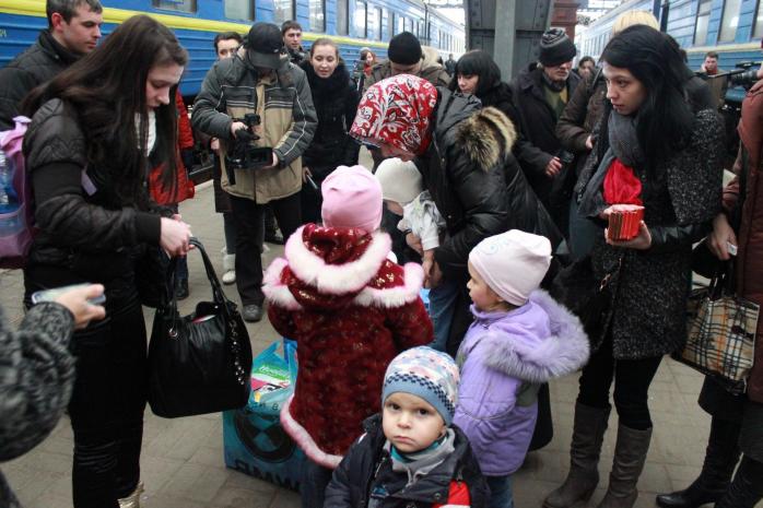В Катаре выделили 400 тыс. долл. беженцам из Донбасса